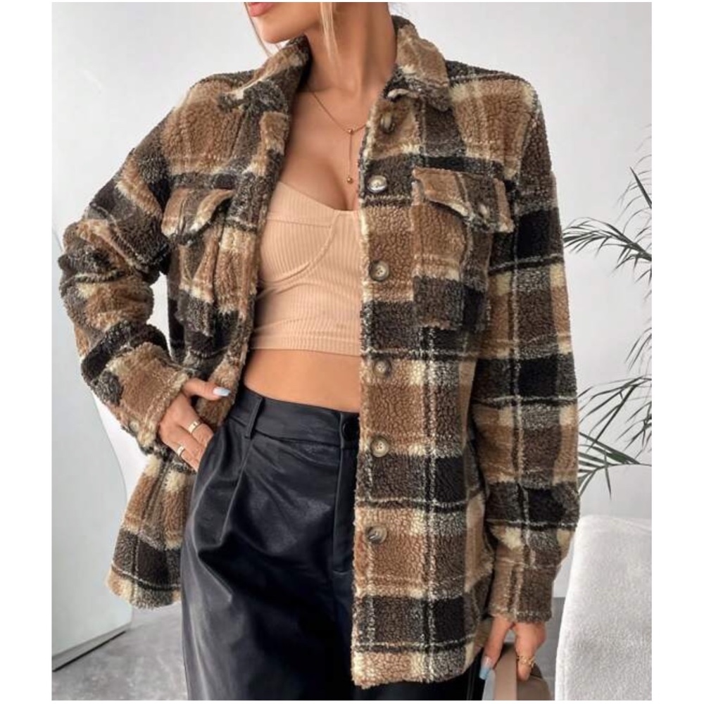 Sherpa plaid brown black button down teddy jacket - Picture 5 of 5